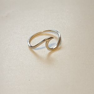 Silver wave ring 925